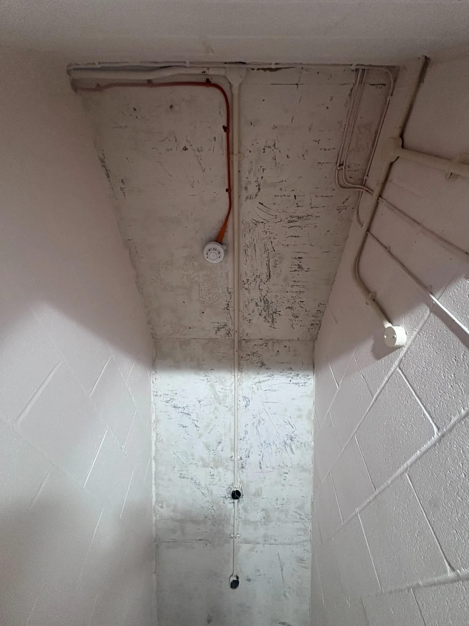 Licensed asbestos gasket removal in a West Ealing commercial property